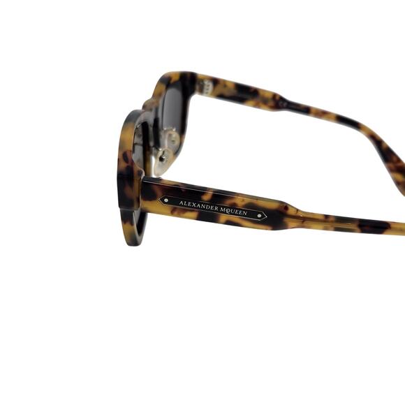 Alexander McQueen AM0047S-002 Travel Sunglasses Tortoiseshell Brown Havana Grey - Picture 10 of 14